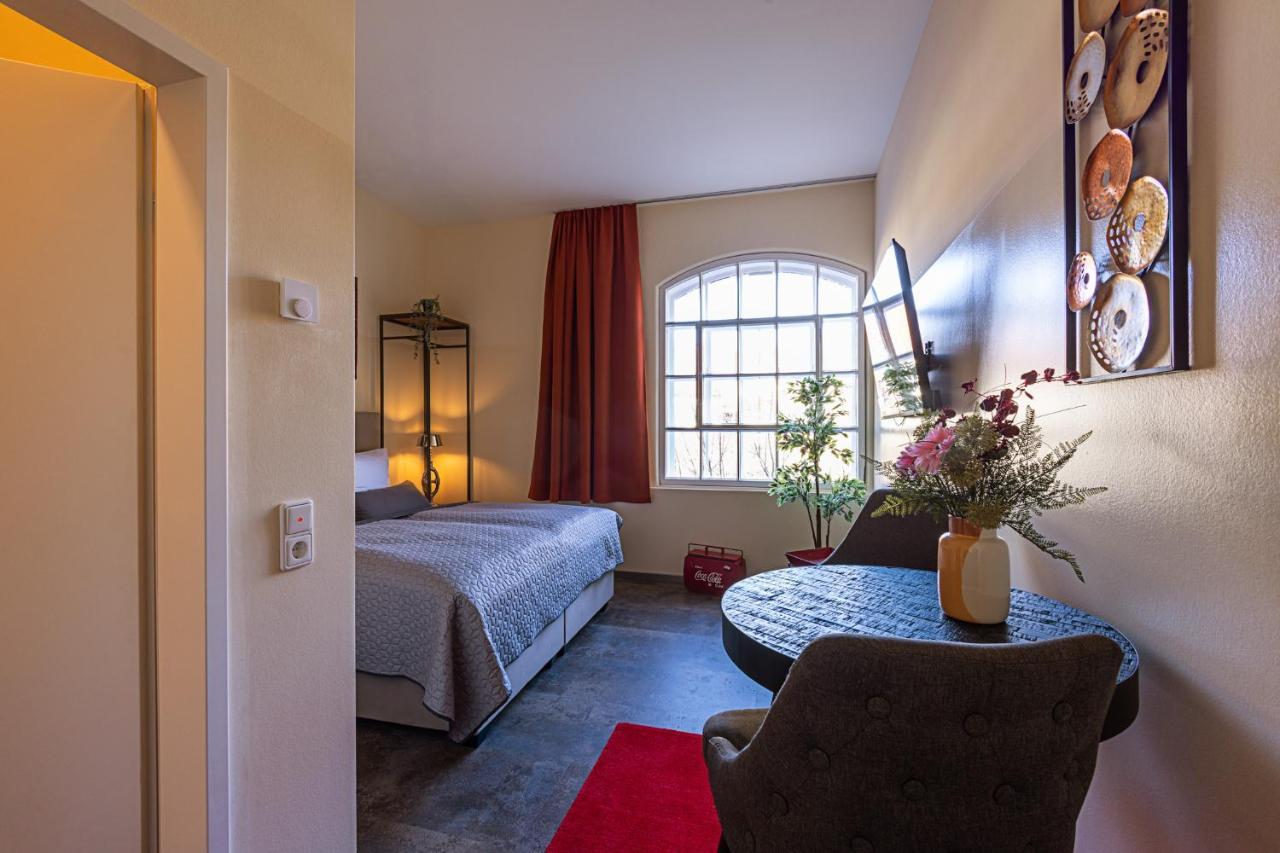 Fabric Apartments Dettingen an der Erms Екстер'єр фото