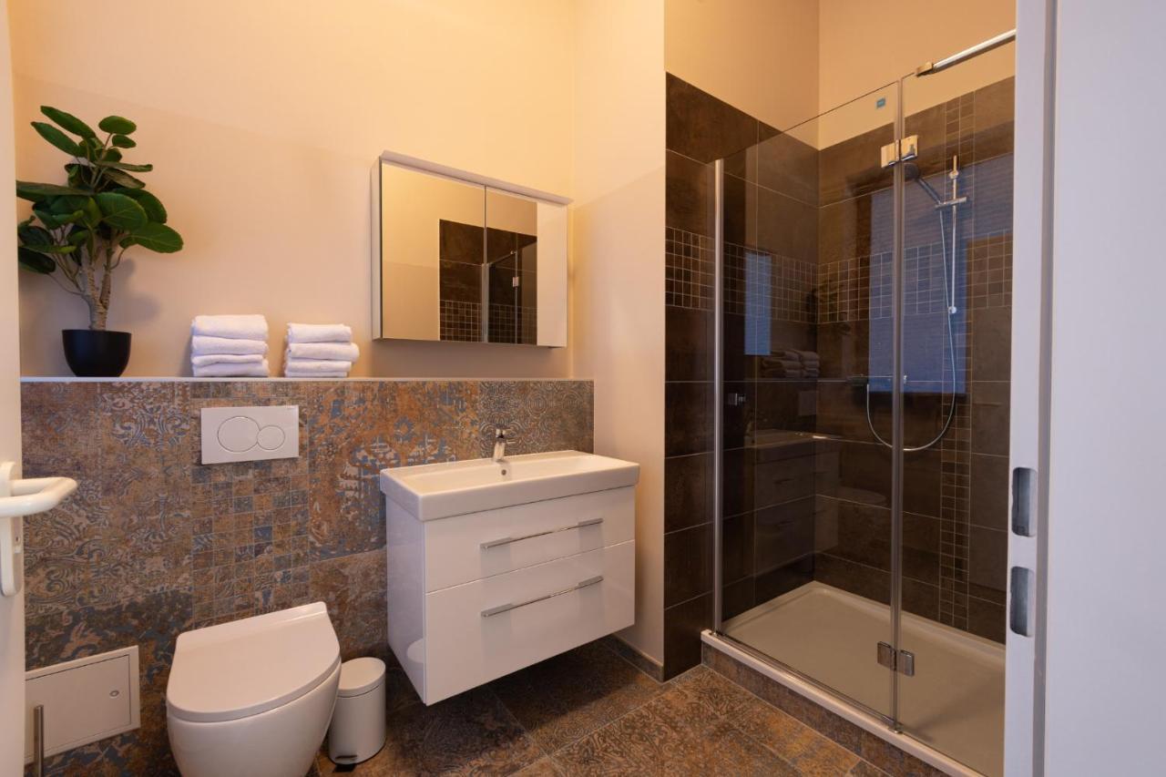 Fabric Apartments Dettingen an der Erms Екстер'єр фото